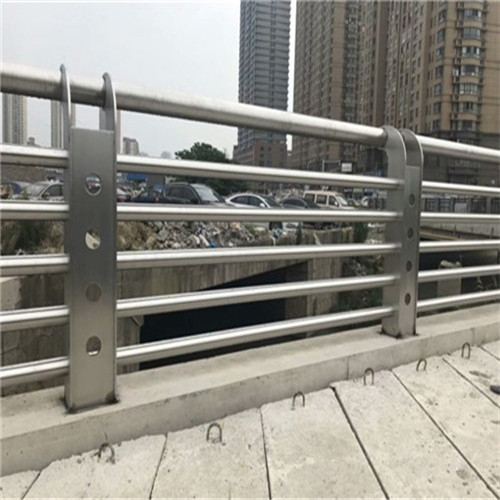 �߼����÷�ײ���˹������Щ